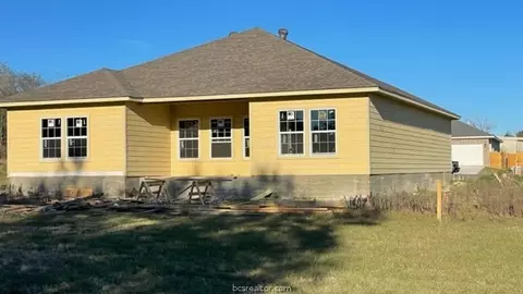 1802 Cornish Ct, Bryan, TX 77801 photo 3