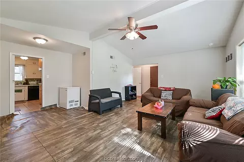 318 Dunn St, Bryan, TX 77801 photo 6