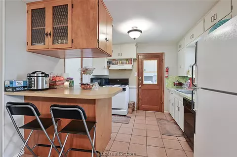 318 Dunn St, Bryan, TX 77801 photo 8