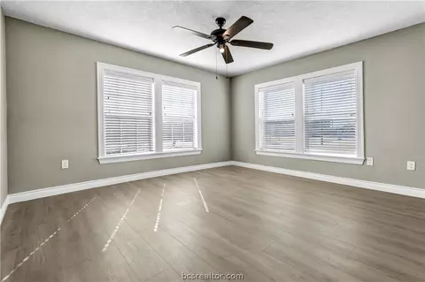 800 Oak St, Bryan, TX 77802 photo 19