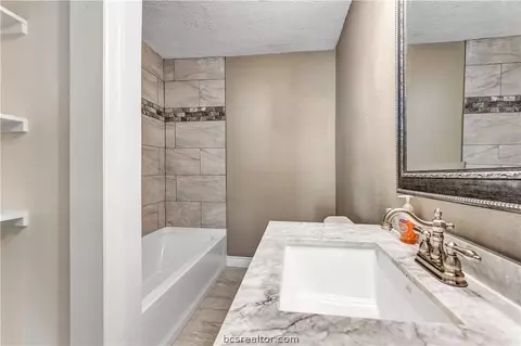 800 Oak St, Bryan, TX 77802 photo 16