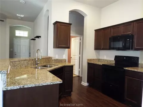 2013 Bleeker Cv, Bryan, TX 77807 photo 8