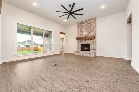 5021 Grayson Way, Bryan, TX 77802 photo 6