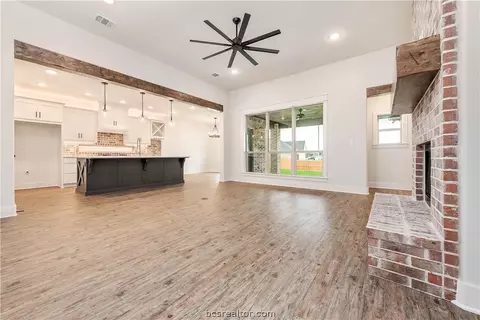 5021 Grayson Way, Bryan, TX 77802 photo 3