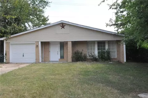 3211 Red Robin, Bryan, TX 77802 photo 1