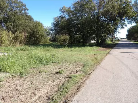 420 Seventh, Lexington, TX 78947