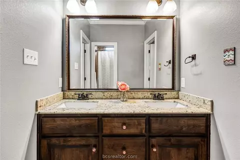 6699 Ethan Ln, Bryan, TX 77808 photo 17