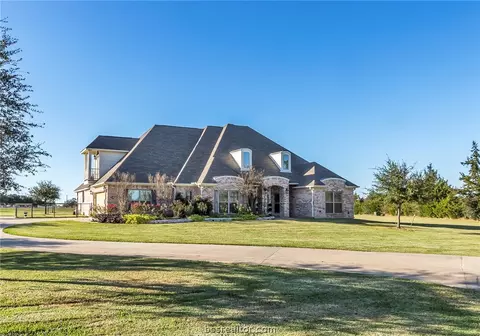 6699 Ethan Ln, Bryan, TX 77808 photo 2