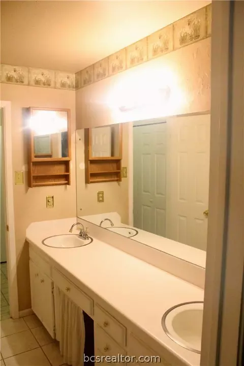 2202 Windsor Dr, Bryan, TX 77802 photo 11