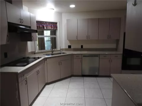 3603 Stillmeadow, Bryan, TX 77802 photo 7