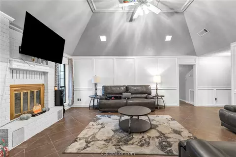 2524 Arbor Dr, Bryan, TX 77802 photo 5