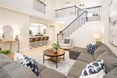 617 Palmilla St, Leander, TX 78641 photo 2