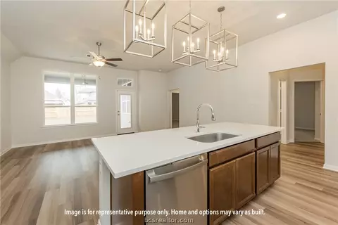 2029 Kathryn Dr, Bryan, TX 77807 photo 6