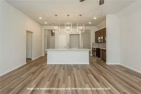 2029 Kathryn Dr, Bryan, TX 77807 photo 7