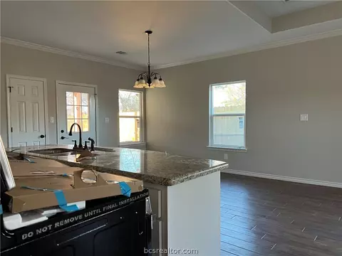 1100 Henderson St, Bryan, TX 77803 photo 12