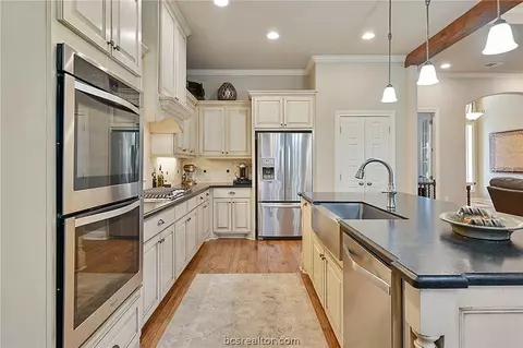 3324 Covington Ct, Bryan, TX 77808 photo 8