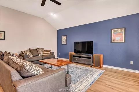 3153 Normandy, Bryan, TX 77808 photo 6