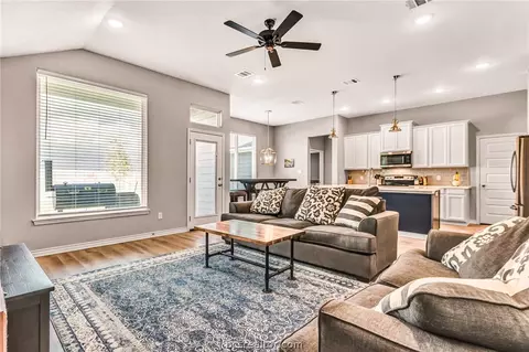 3153 Normandy, Bryan, TX 77808 photo 5