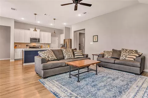 3153 Normandy, Bryan, TX 77808 photo 4