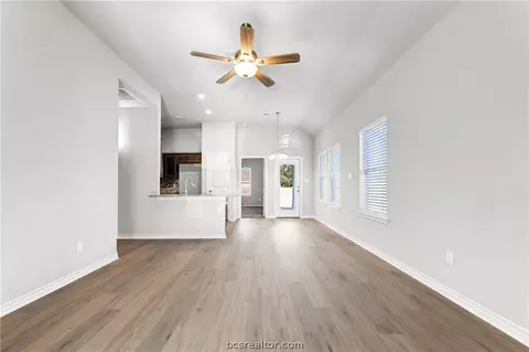 1108 27th E, Bryan, TX 77802 photo 2
