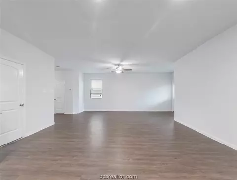 970 Rice Dr, Bryan, TX 77803 photo 7
