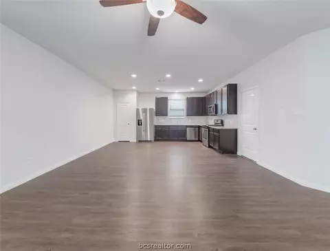 970 Rice Dr, Bryan, TX 77803 photo 6