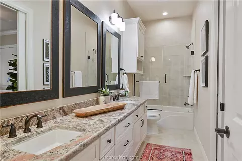 2806 Maroon Ct, Bryan, TX 77807 photo 13