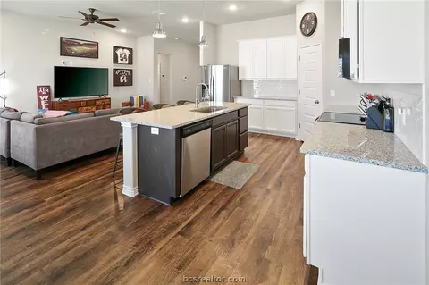3109 Normandy, Bryan, TX 77808 photo 10