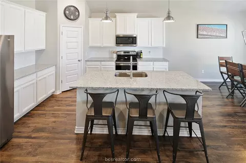3109 Normandy, Bryan, TX 77808 photo 7