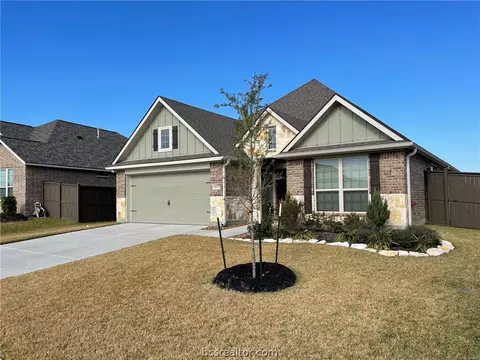 4271 Harding, Bryan, TX 77802 photo 1