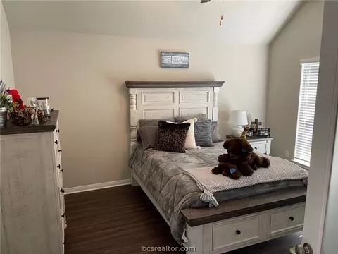 4271 Harding, Bryan, TX 77802 photo 7
