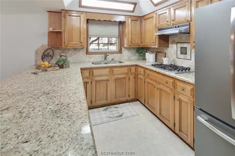 4605 Locksford Dr, Bryan, TX 77802 photo 22