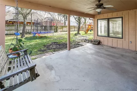4605 Locksford Dr, Bryan, TX 77802 photo 40