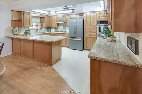 4605 Locksford Dr, Bryan, TX 77802 photo 19