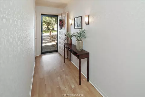 4605 Locksford Dr, Bryan, TX 77802 photo 6