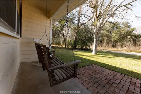 307 May St, Bryan, TX 77802 photo 3