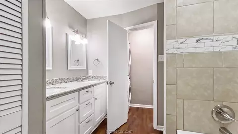 500 Olive St, Bryan, TX 77801 photo 9