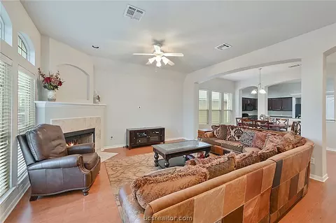 2033 Mountain Wind Loop, Bryan, TX 77807 photo 9