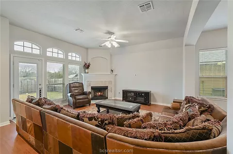2033 Mountain Wind Loop, Bryan, TX 77807 photo 8