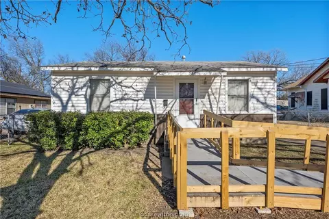 3301 N 25th St, Waco, TX 76708 photo 1