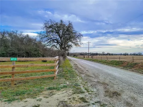 8731 S Hickory Loop, Calvert, TX 77837 photo 24