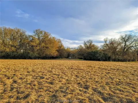 8731 S Hickory Loop, Calvert, TX 77837 photo 14