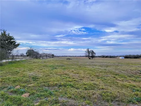 8731 S Hickory Loop, Calvert, TX 77837 photo 1