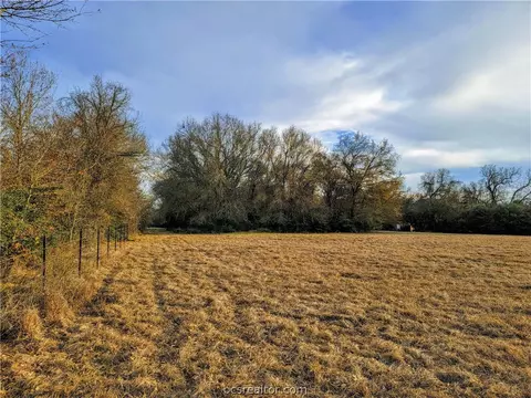 8731 S Hickory Loop, Calvert, TX 77837 photo 16