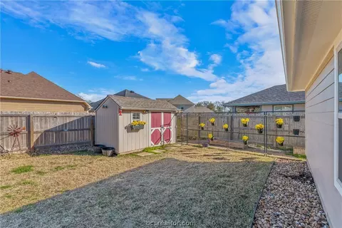 2119 Polmont Dr, Bryan, TX 77807 photo 25