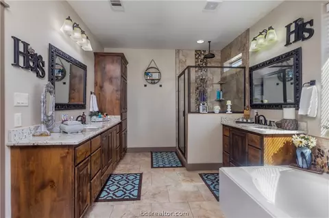 7632 Los Lobos Dr, Bryan, TX 77808 photo 20