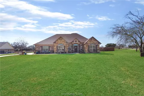 7632 Los Lobos Dr, Bryan, TX 77808 photo 1