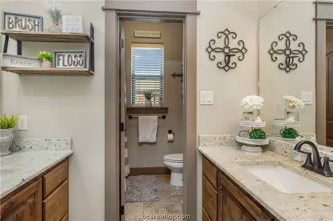 7632 Los Lobos Dr, Bryan, TX 77808 photo 23