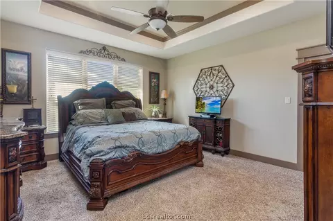 7632 Los Lobos Dr, Bryan, TX 77808 photo 18