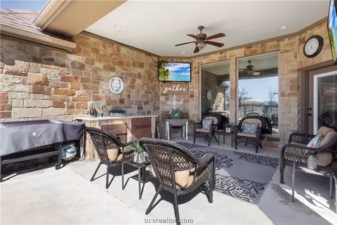 7632 Los Lobos Dr, Bryan, TX 77808 photo 29